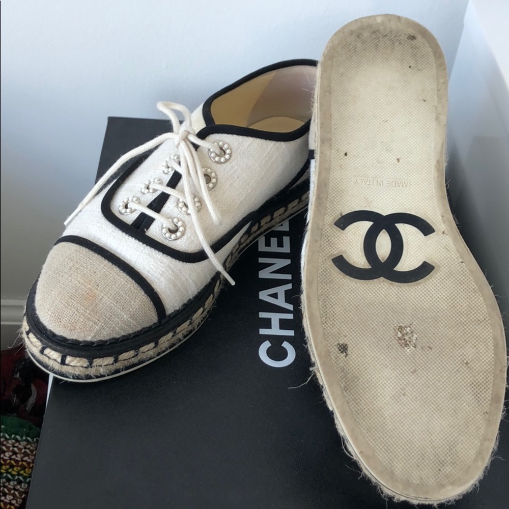 Chanel lace up cotton espadrilles beige size 35 - Picture 2 of 4